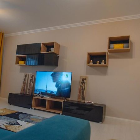 La Stejari Apartment Suceava Eksteriør billede