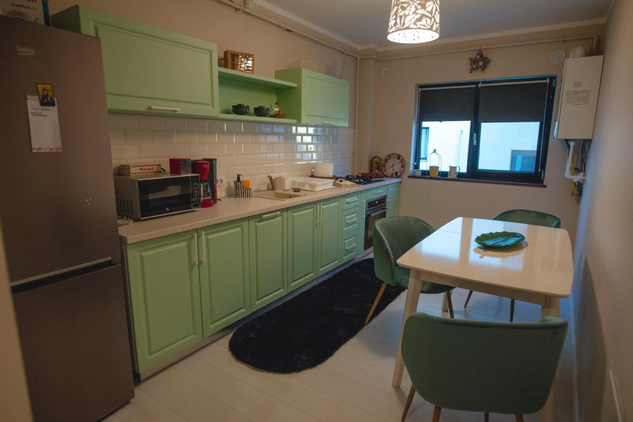La Stejari Apartment Suceava Eksteriør billede